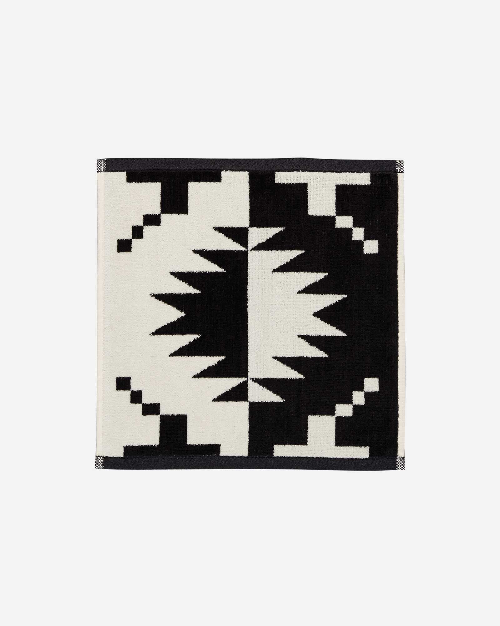 Jacquard Towel Collection Spider Rock Black / White - Image 2