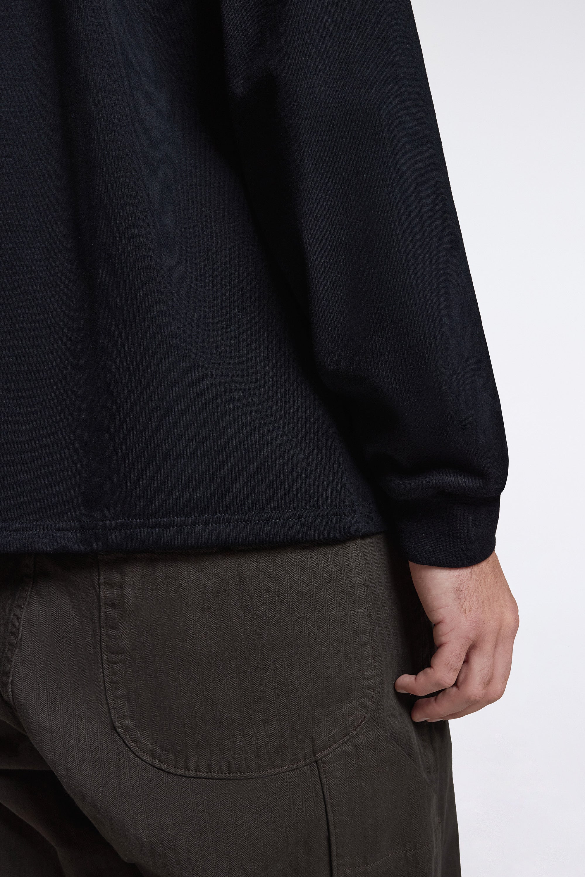 Sturdy Cotton Long Sleeve T-Shirt Black - Image 4